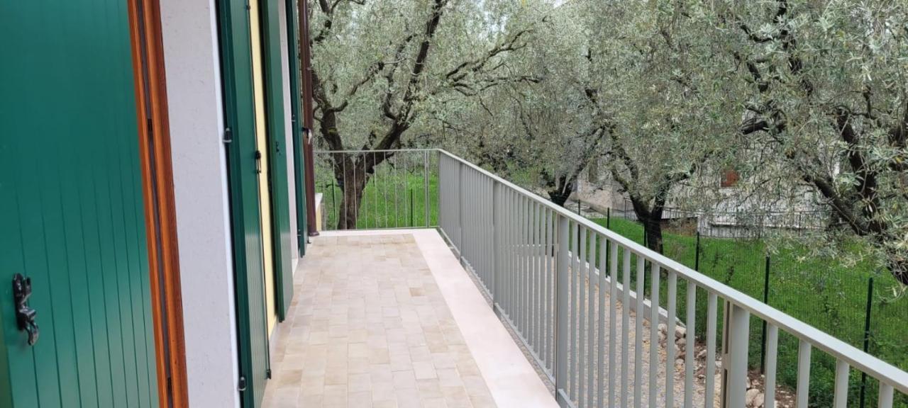 Ca' De L'Achille Torri Del Benaco Exterior foto